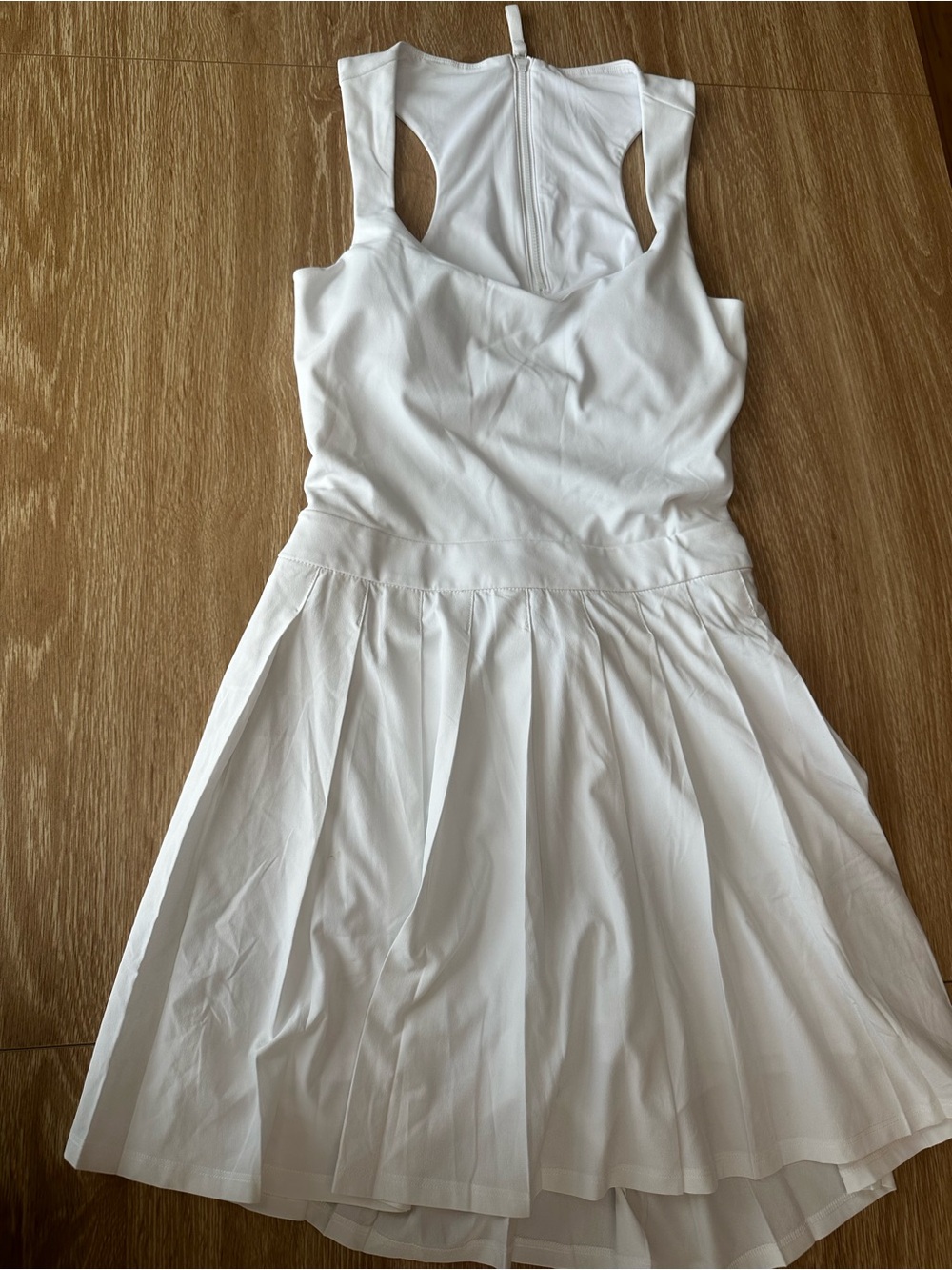 Vuori White Pleated Skater Tennis Skirt - Picture 3 of 5